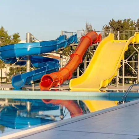 Royal Life Poseidon A Studio With Sea View In Long Beach Agios Georgios  Екстер'єр фото